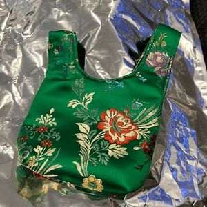 Y A I T O wrist knot bag in oriental green kimono